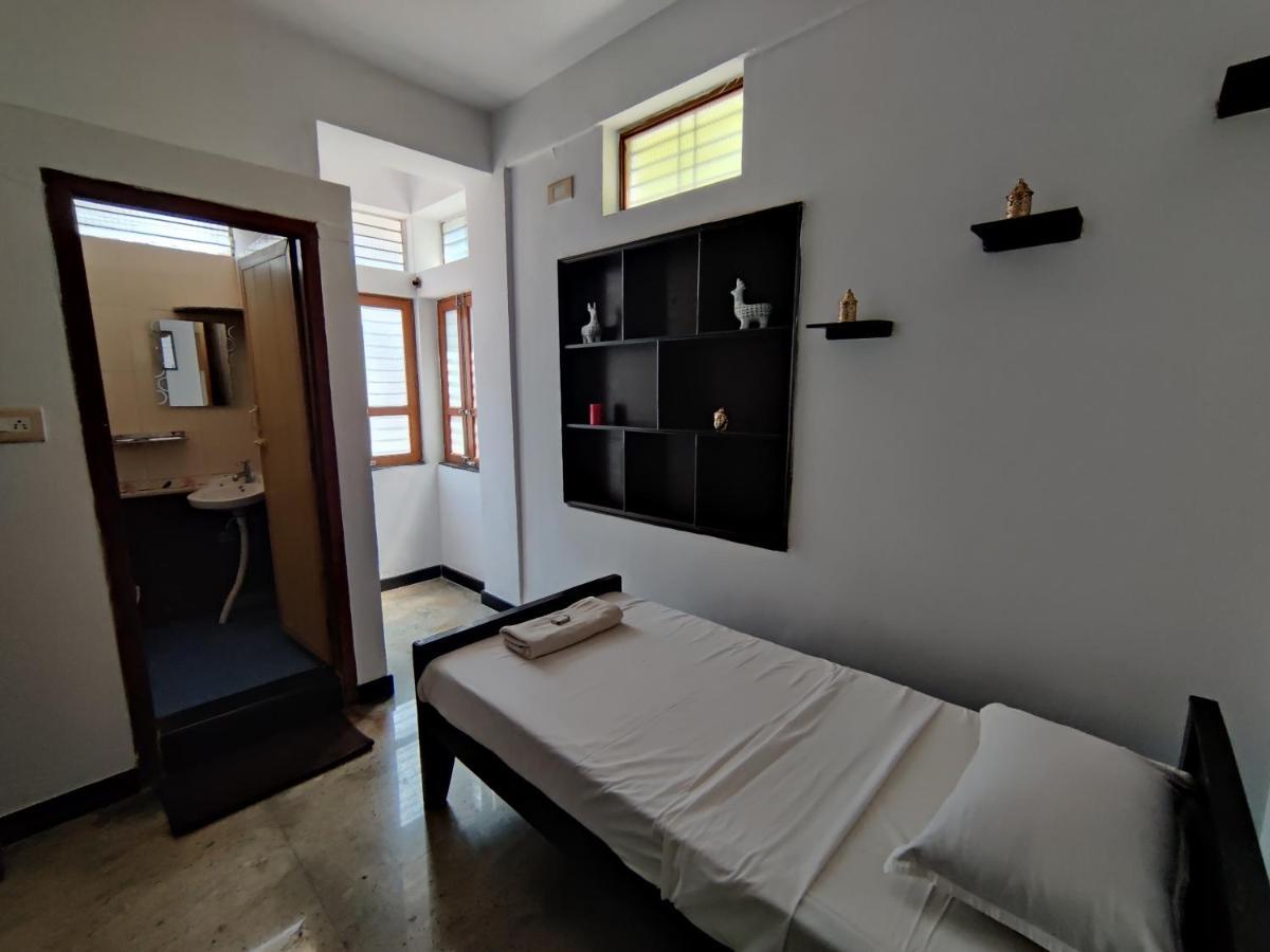 Yoga House Lejlighed Vanivilasa Puram Eksteriør billede