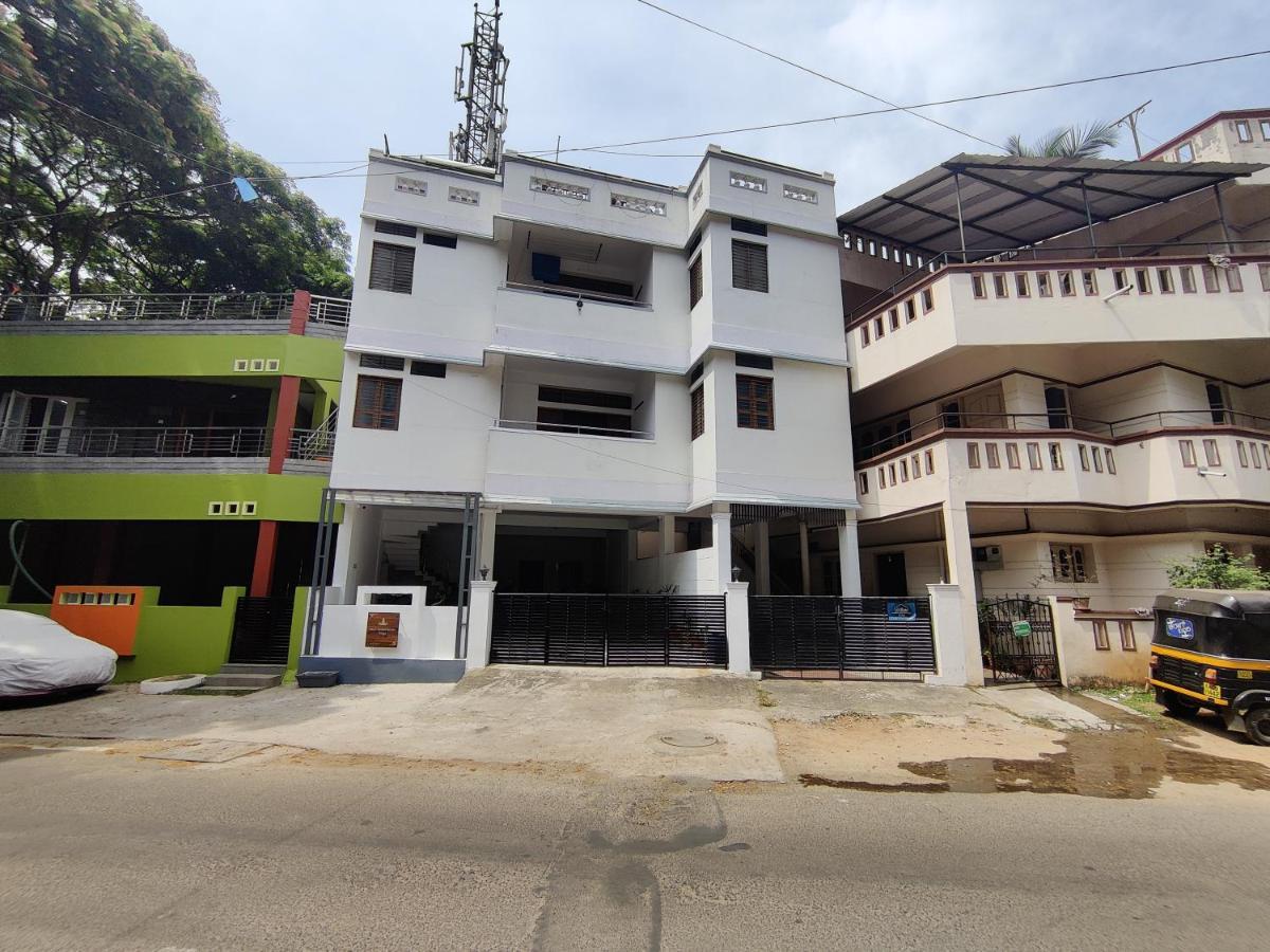 Yoga House Lejlighed Vanivilasa Puram Eksteriør billede