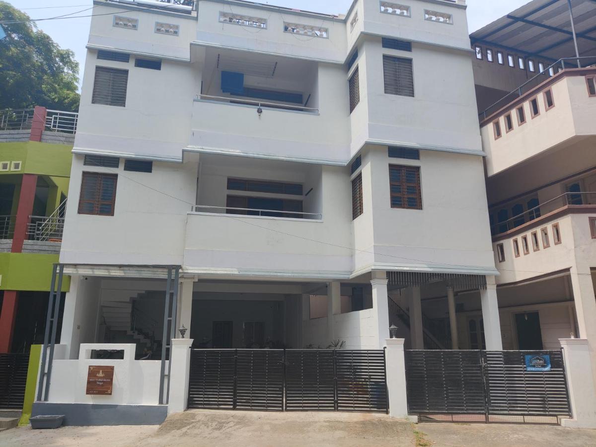 Yoga House Lejlighed Vanivilasa Puram Eksteriør billede