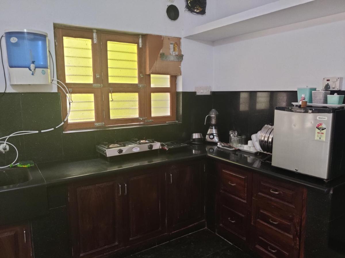 Yoga House Lejlighed Vanivilasa Puram Eksteriør billede