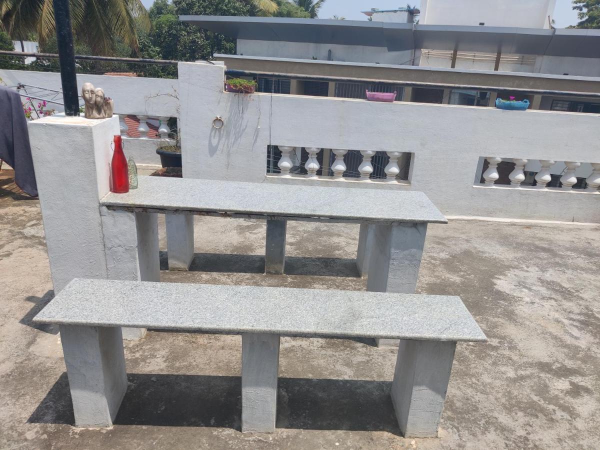 Yoga House Lejlighed Vanivilasa Puram Eksteriør billede
