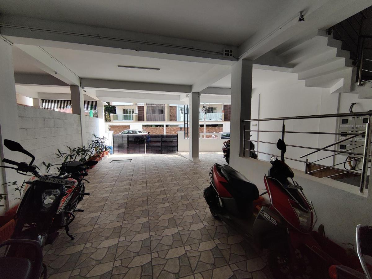 Yoga House Lejlighed Vanivilasa Puram Eksteriør billede