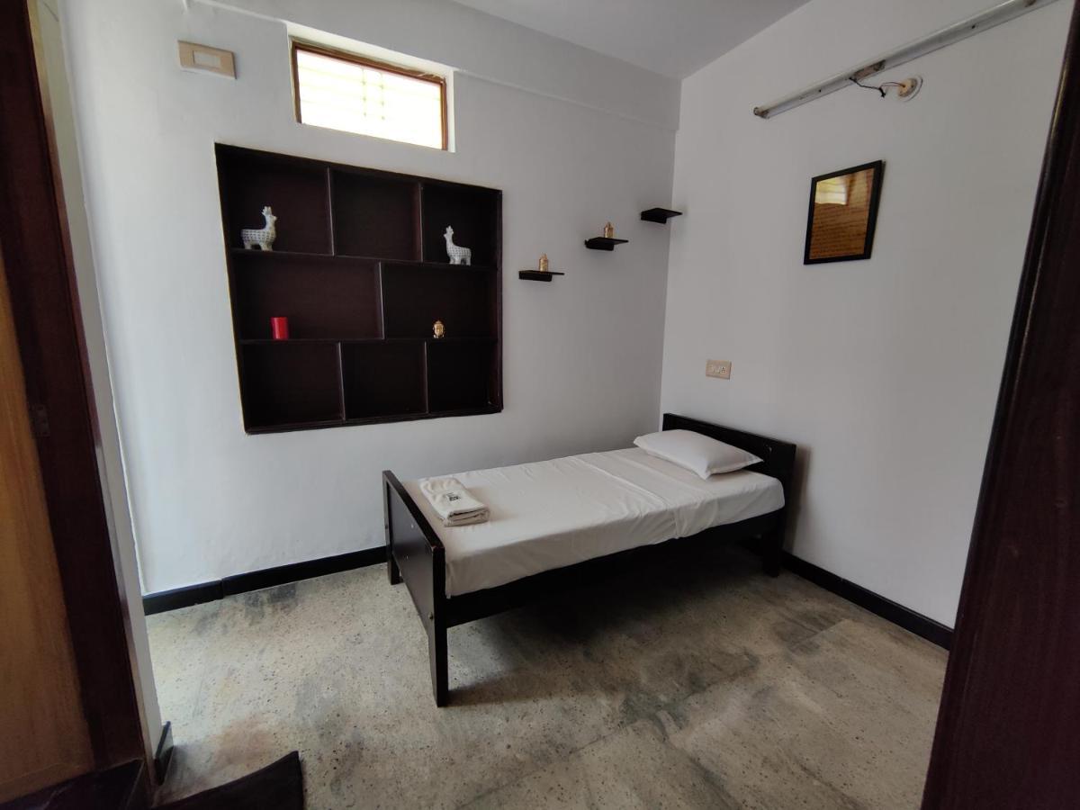 Yoga House Lejlighed Vanivilasa Puram Eksteriør billede