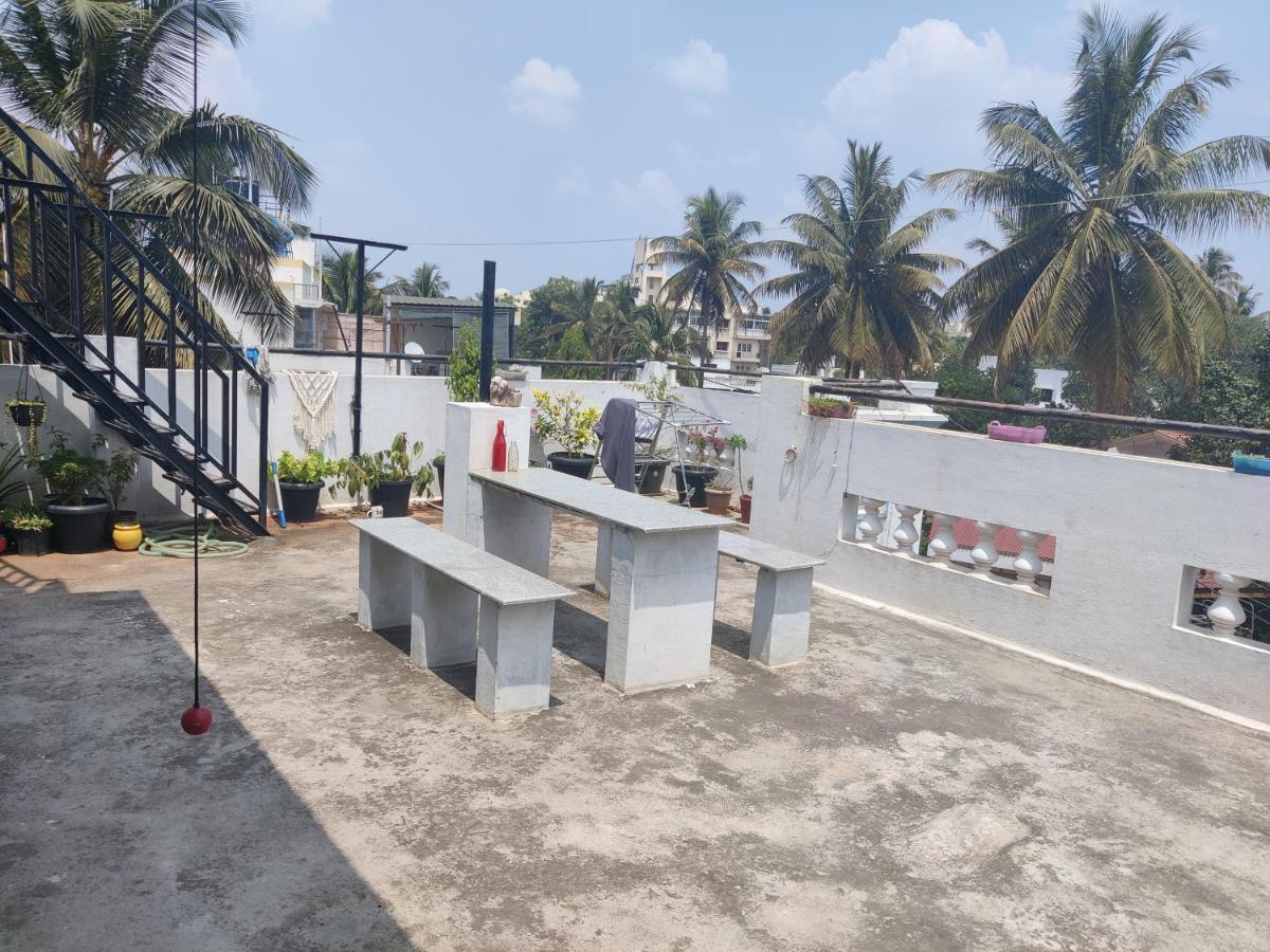 Yoga House Lejlighed Vanivilasa Puram Eksteriør billede